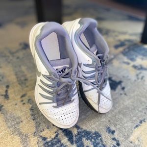 Nike Vapor Court Tennis Shoes